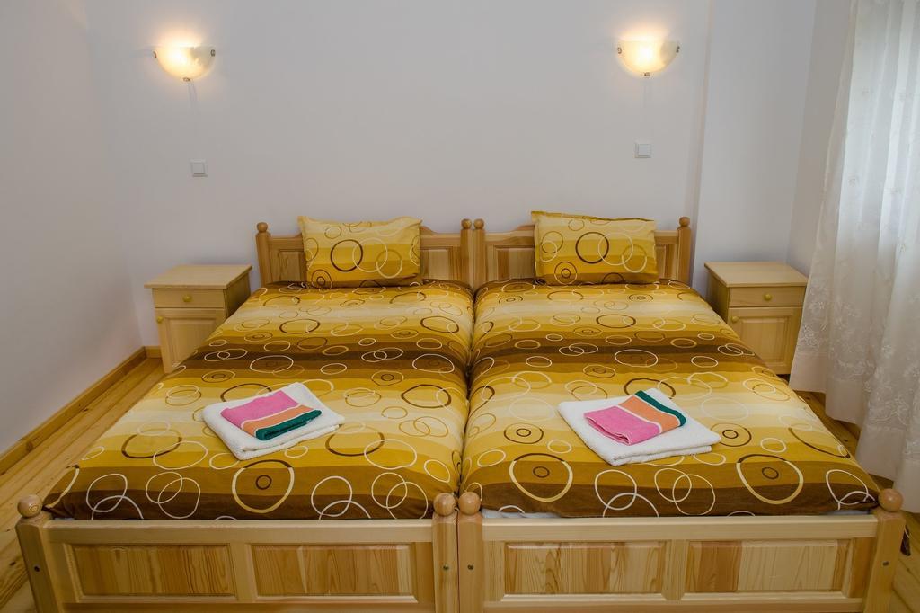 Guest House Joji ساباريفا بانيا الغرفة الصورة